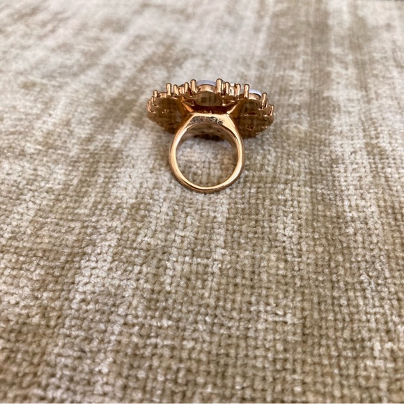 Kate Spade Flower Ring with Clear Stones Ring | Size 7 | Gold Tone - Picture 4 of 8